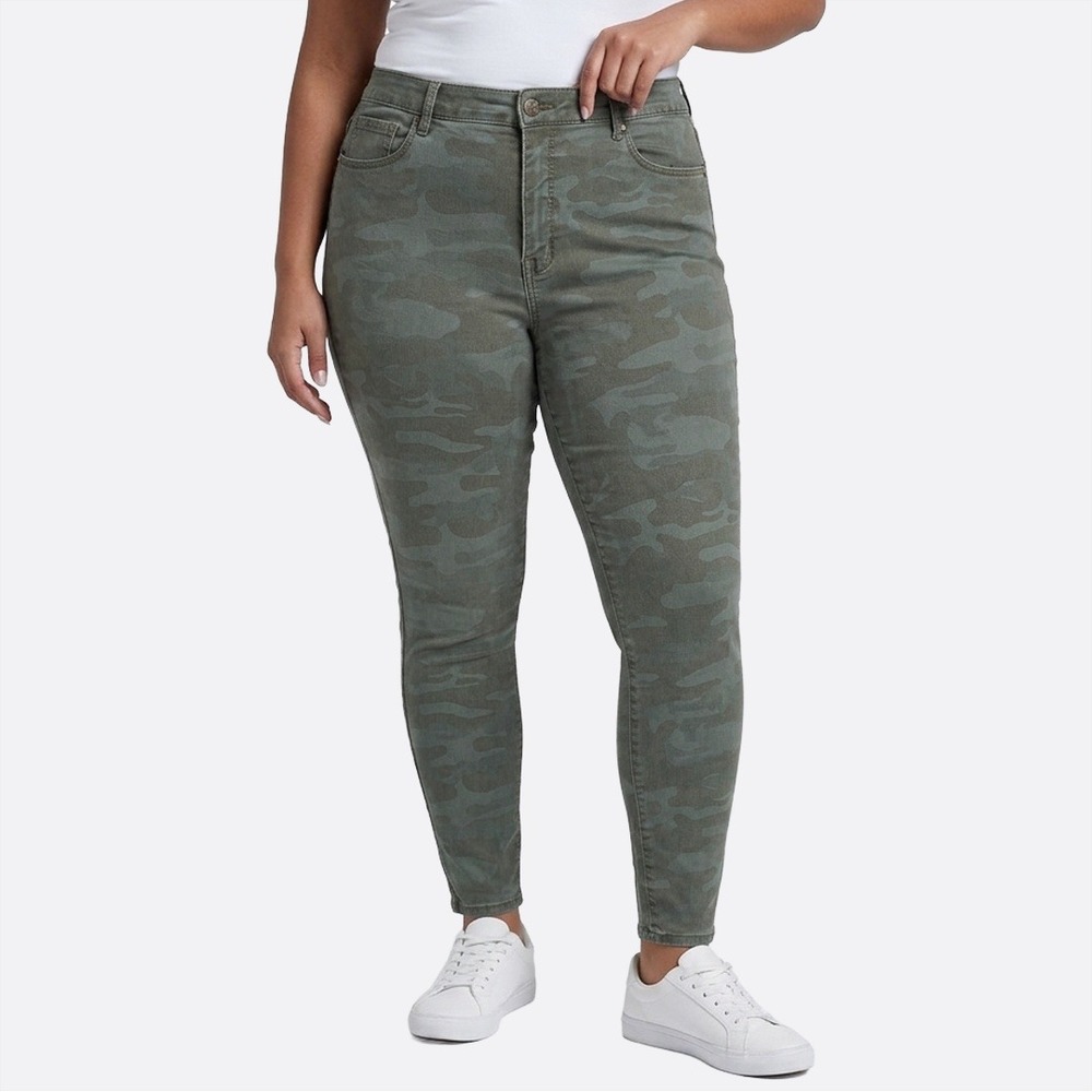 Sanctuary Camo Skinny Pants High Rise Olive Green Size 0X L Casual Streetwear
